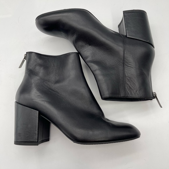 Stuart Weitzman Booties - Picture 2 of 7